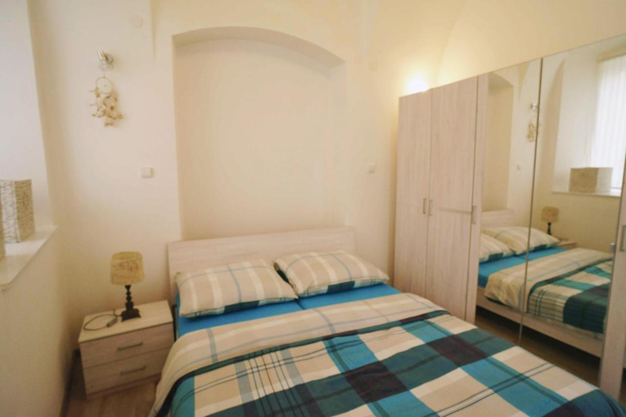 Apartman U Kostela Apartment Loket Exterior foto
